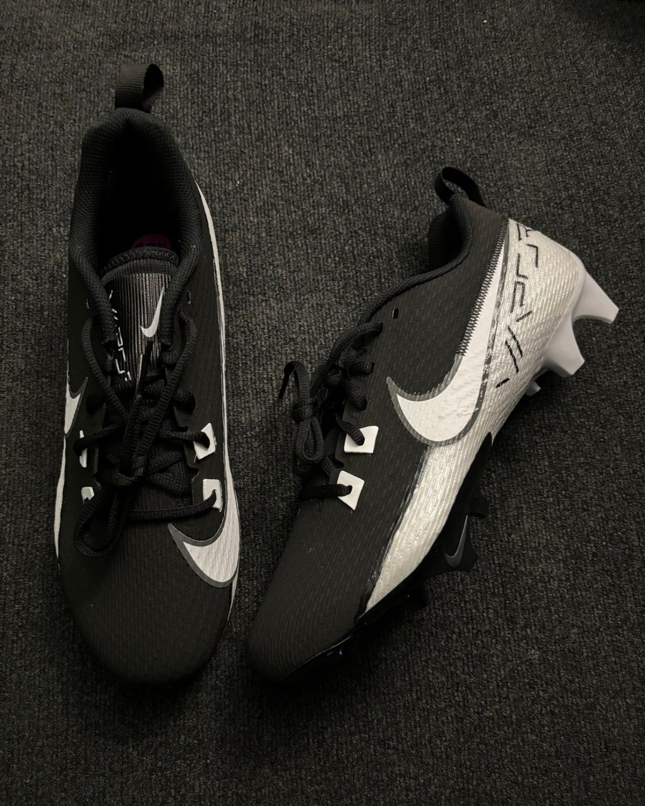 NIKE VAPOR EDGE PRO 360 2 WHITE/BLACK FOOTBALL CLEATS SIZES 9.5 & 10.5