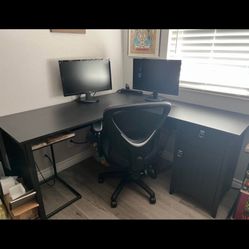 Desk - Need Gone Make An Offer 