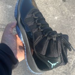 RETRO 11s GAMMA BLUE 