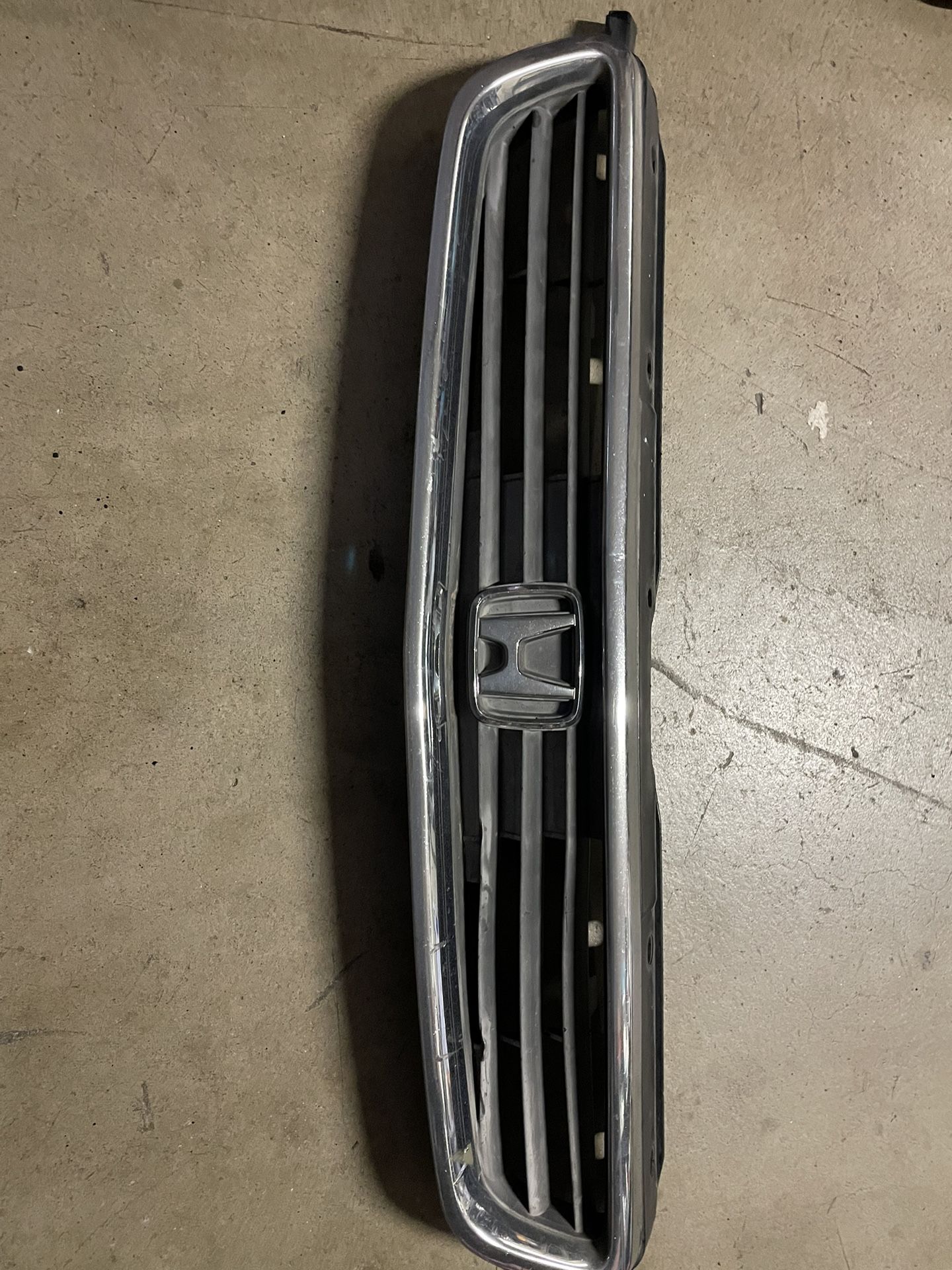 98 Honda Civic Original Grill