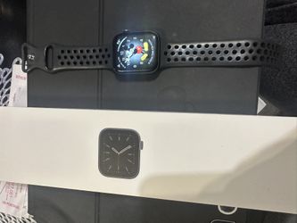 Apple Watch Series 6 Nike Edition GPS + Cellular