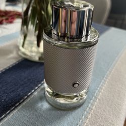 MontBlanc Explorer Platinium 