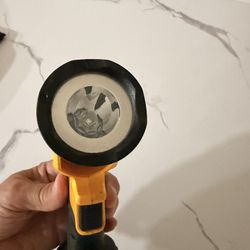 Dewalt Flashlight 