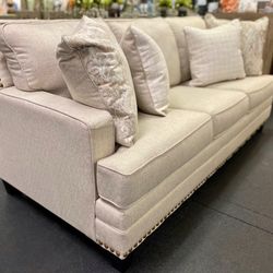 Claredon Linen Sofa /couch