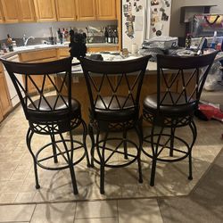 Swivel High Top Kitchen Or Bar Chairs 