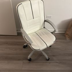 White Desk Chair With Black Trim