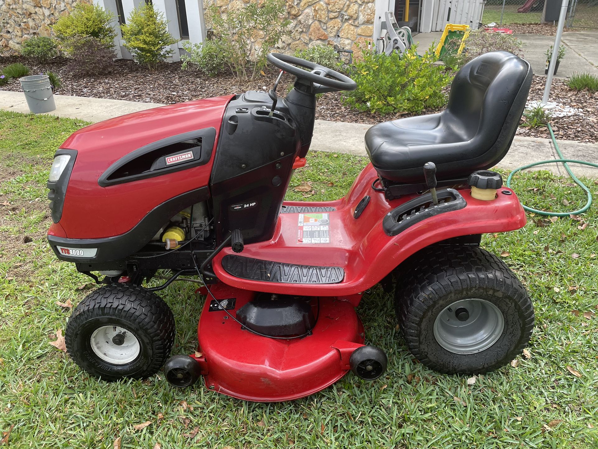 Price REDUCED. MUST SELL! Craftsman Riding Lawn Mower