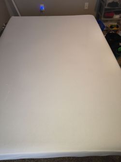 Full size mattress