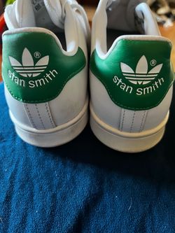 Adidas girls gym shoe
