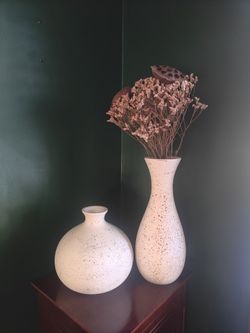 3 Decorative Vases