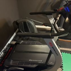 Bowflex TreadClimber TC200