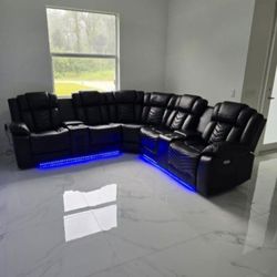 Sectional Sofa 