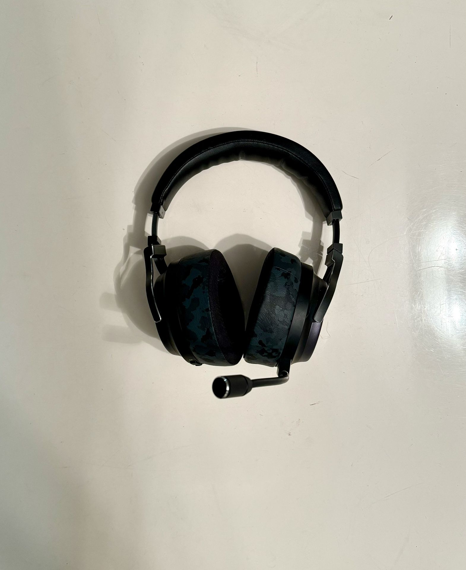 Gaming Headphones by Corsair Virtuoso RGB Wireless XT Bluetooth Headset