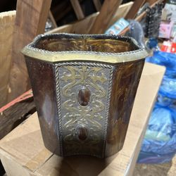 Vintage Washroom Trash Bin