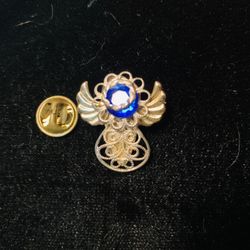 Angel brooch