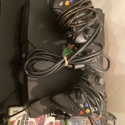  Xbox  With 6 Games 