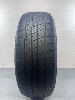 One used tire 265/ 70/17 Lionhart # 1325