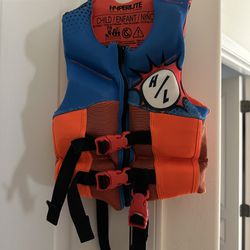 Kids hyperlite life jacket