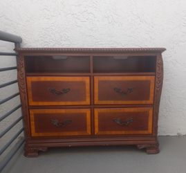 Furniture of America Arthur Brown Cherry Media Wood Chest with 4 drawers