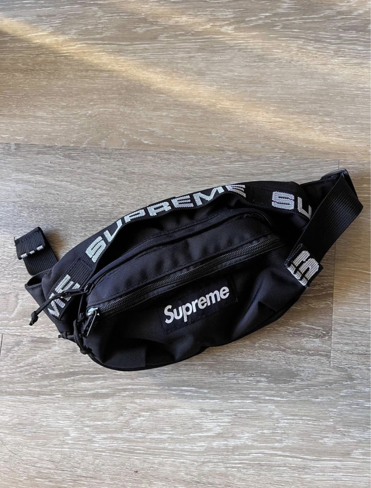 Supreme Ss18 Waist Bag 