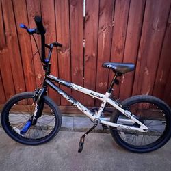 Bmx .  Boys  20inches Bicycle 