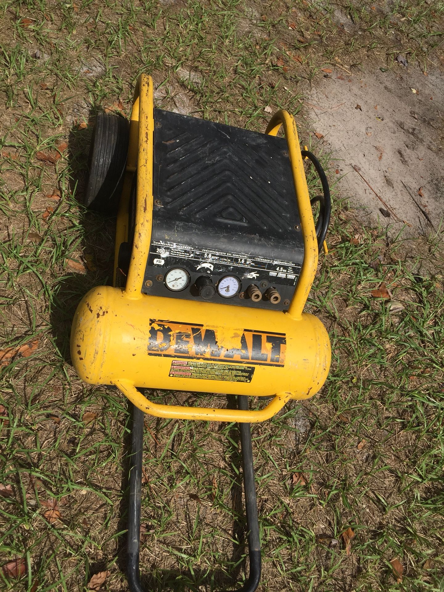 Dewalt compressor 4.5 gallon