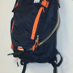 NEW IRONMAN HYDRATION BACKPACK 
