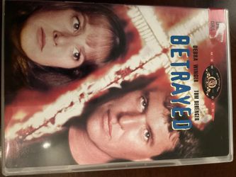 Betrayed DVD – Debra Winger, Tom Berenger