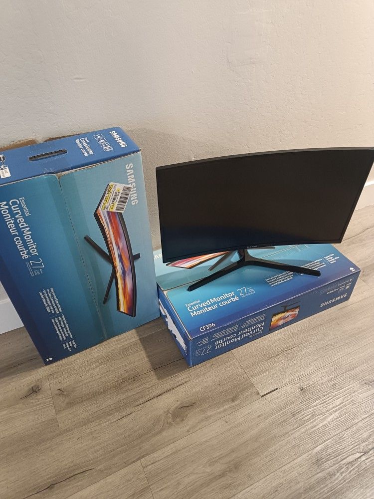 TWO Like New, 27' Samsung Curved Monitors.