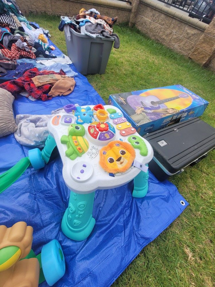 Infant Play Table