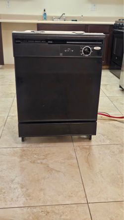 Whirlpool Dishwasher Machine