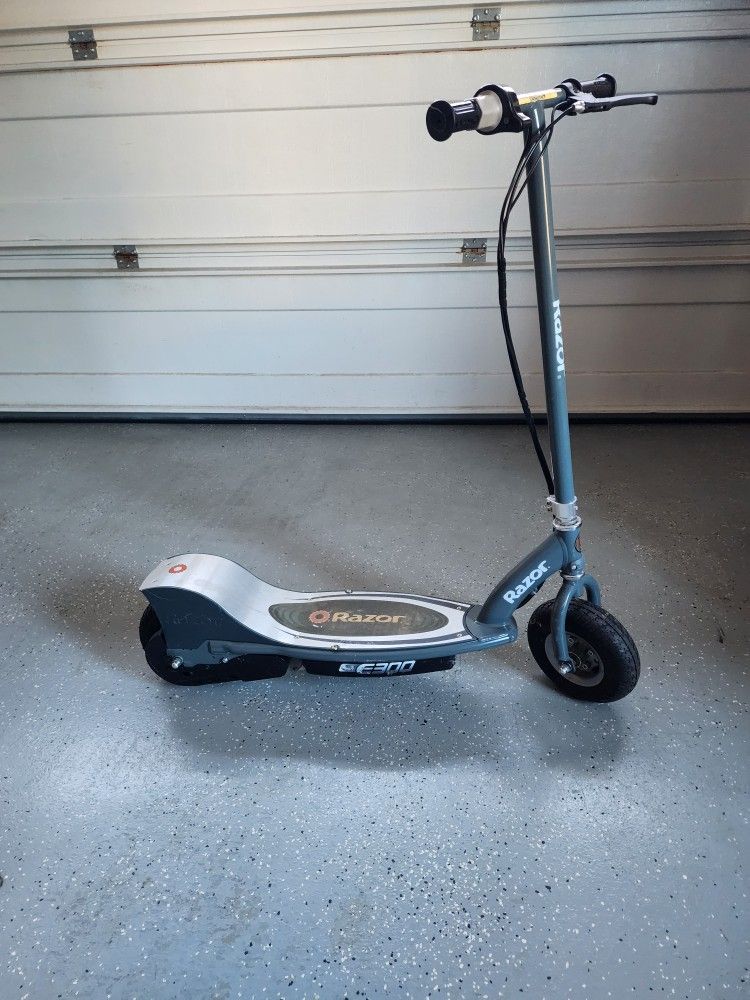 Electric Scooter 