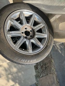 16” Chrysler 300 Rims & Tires – 70% Tread Left