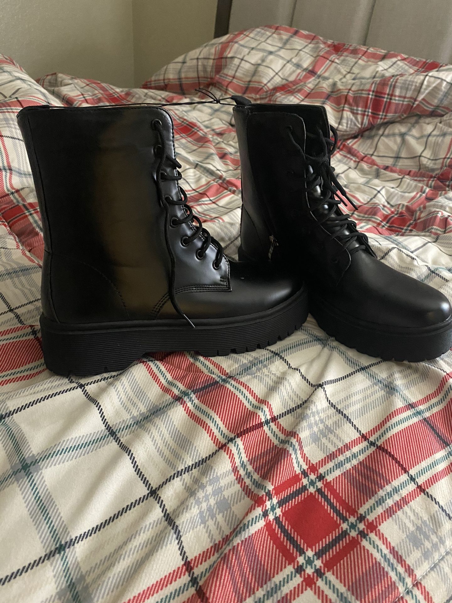 Black Boots