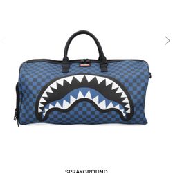 MIDNIGHT MAGIC SHARKS IN PARIS DUFFLE SPRAYGROUND