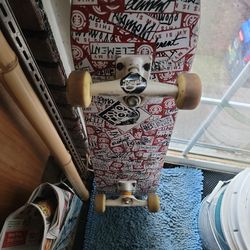 This Is My Element Skateboard Made In Connection With The 2007 Movie Starring Bam Margera, Nyjah Huston, ,bucky Lasek, Etc. Pick Up Only
