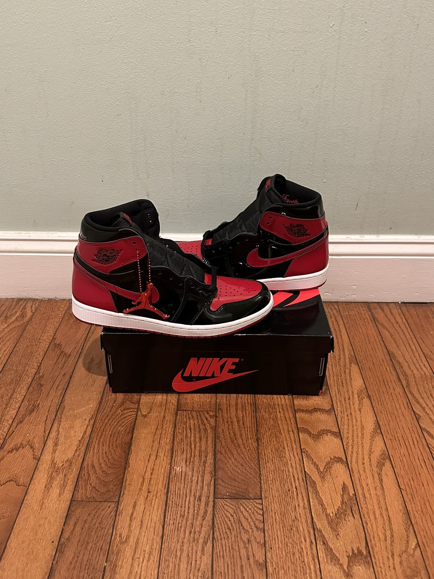 Jordan 1 Patent Bred 