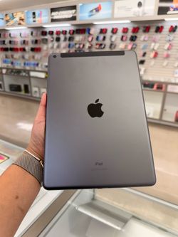 iPad 7th gen 32gb WiFi LTE