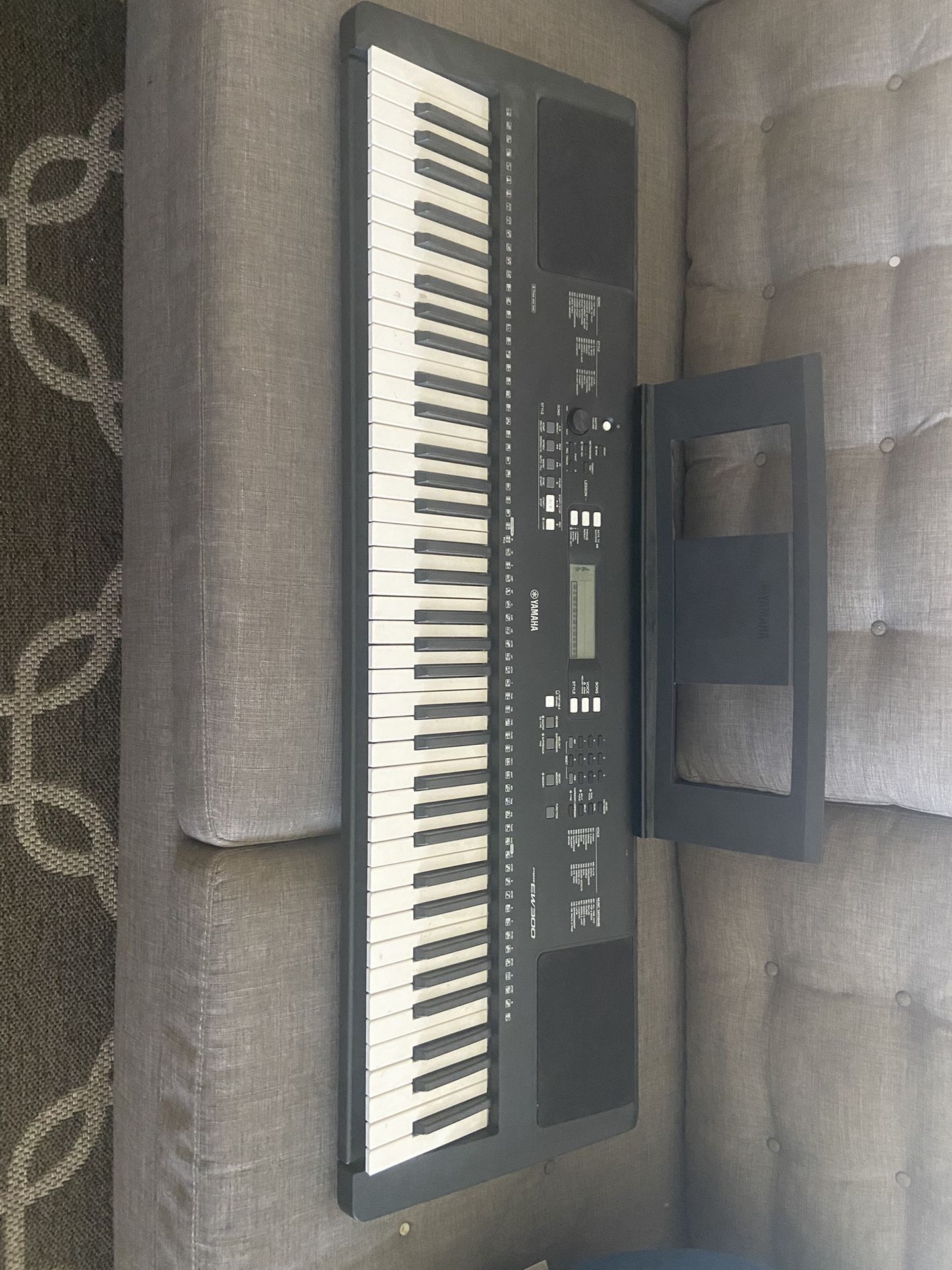 Yamaha PSR-EW300 Portable Keyboard