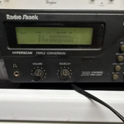 RadioShack PRO-2037 Hyperscan 200CH Desktop Scanner Receiver - OBO