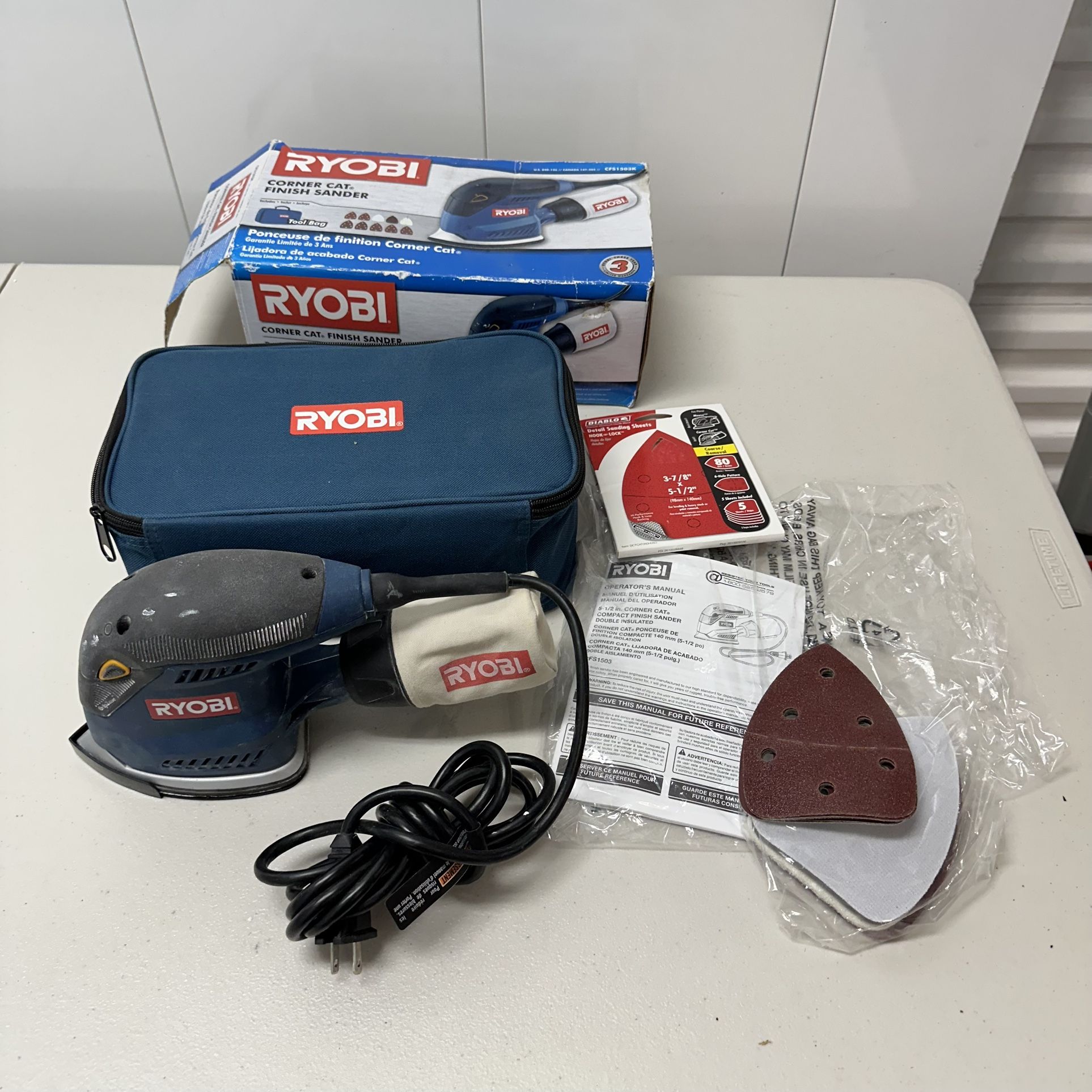 Ryobi Corner Cat Finish Sander w/ Carry Bag & Original Box