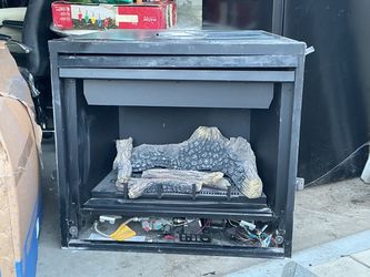 35" Direct Vent Natural Gas Fireplace Insert (IHP) - Like New