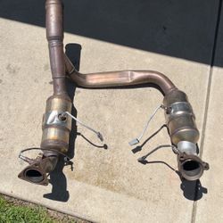 2023 GMC Sierra 1500 resonator exhaust y-pipe