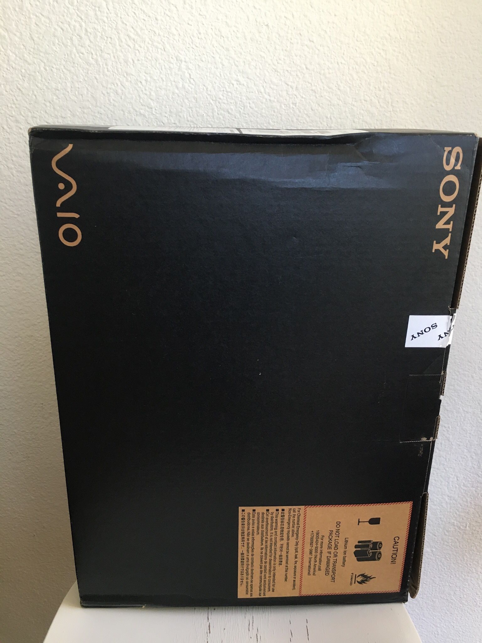 Sony VIAO Laptop, 16.4” Screen, i7 Core, 320GB HDD, 4GB RAM, Windows 10 Pro, SN#54034648 3002180 (New, Open Box)