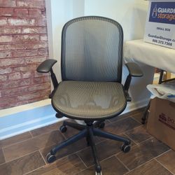 Wheeled Office Chair