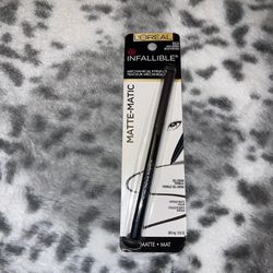 L’Oréal Infallible Eyeliner 