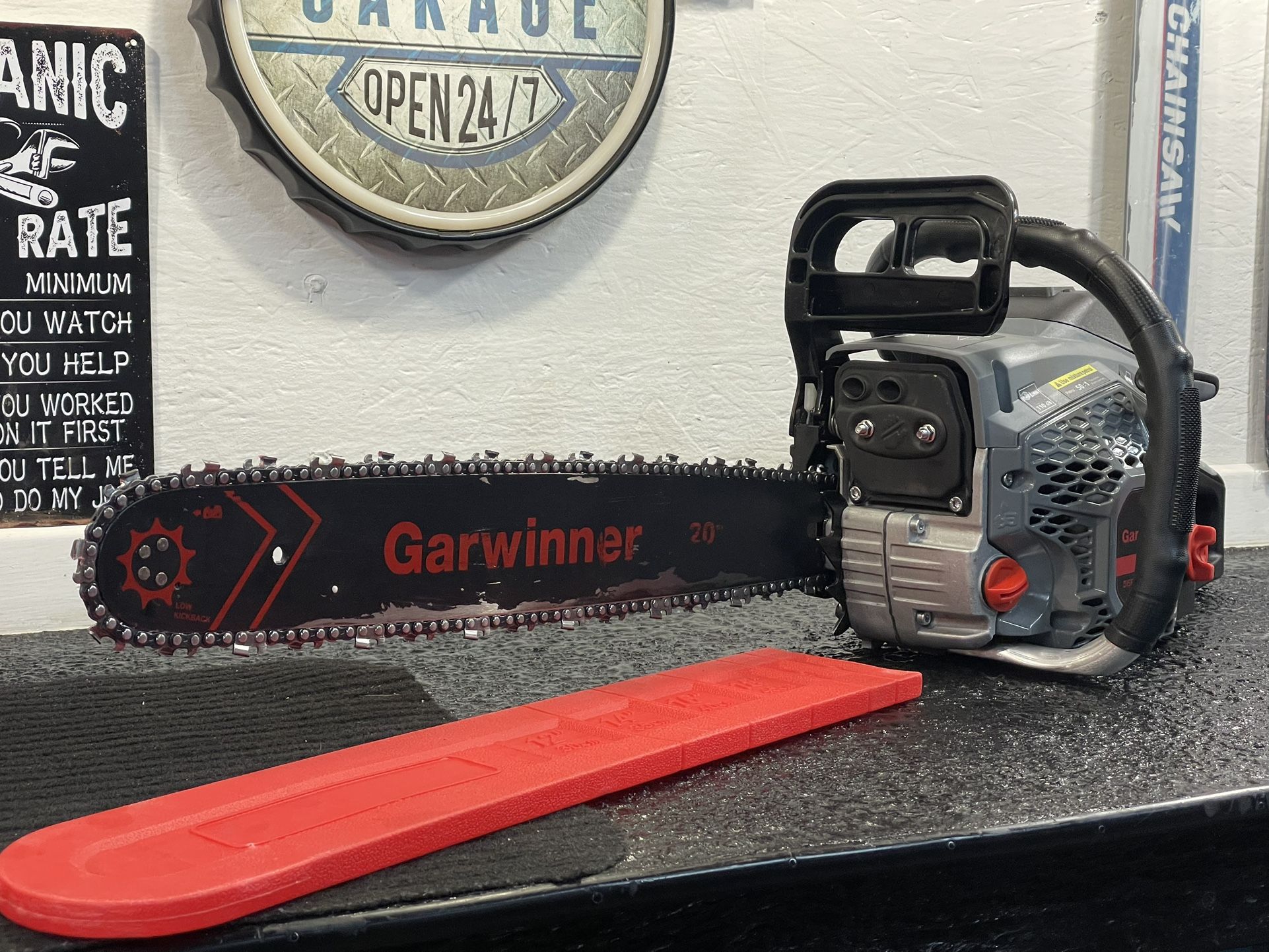 Refurbished Garwinner 6220G 62cc 20” Professional Grade Chainsaw