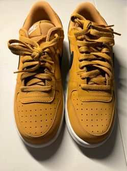 Nike Big Nike low Wheat (price is negotiable)