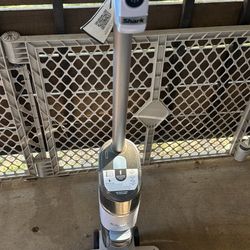 Shark Hydrovac vacuum