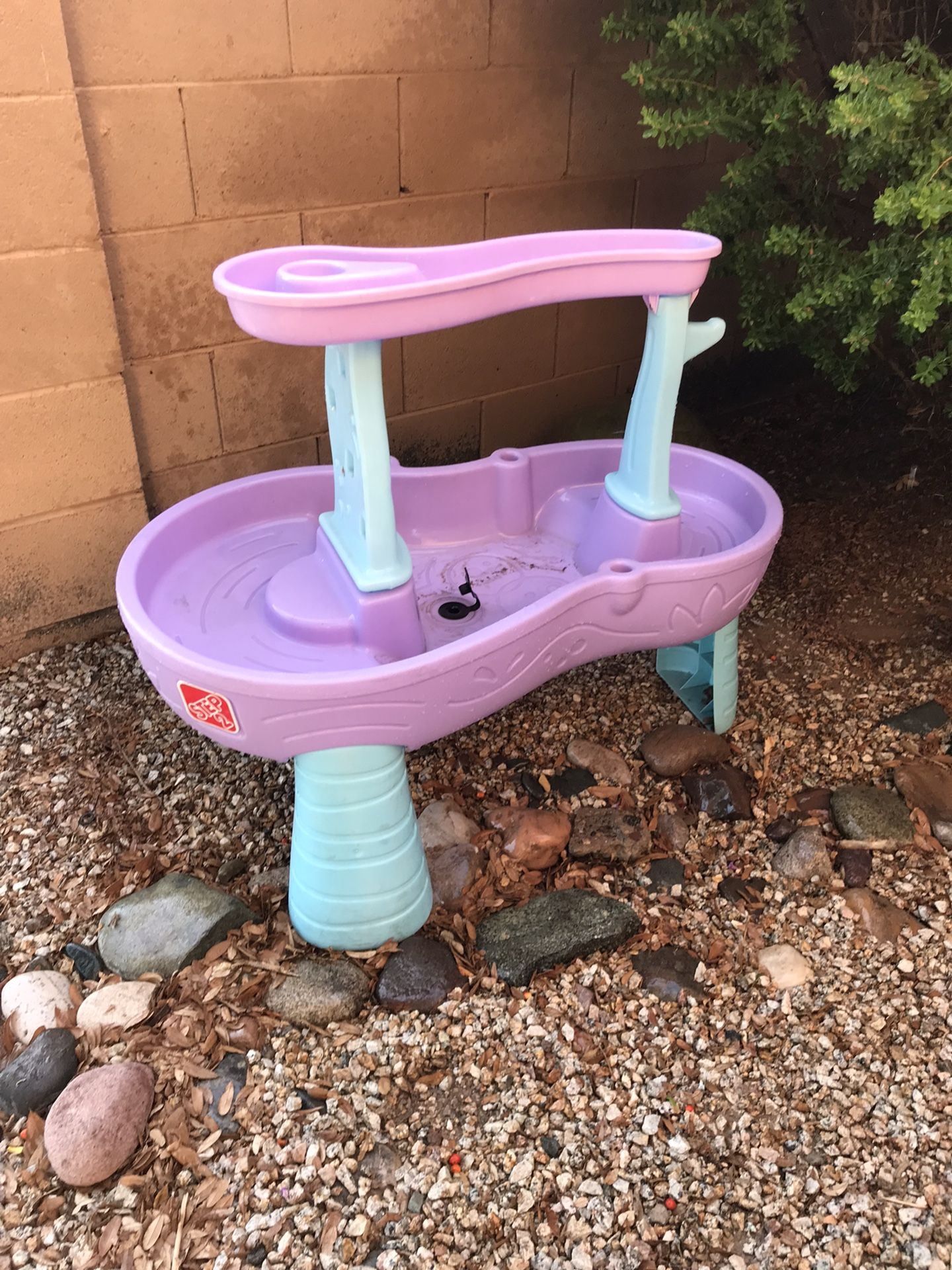 step2 kids water and sand table